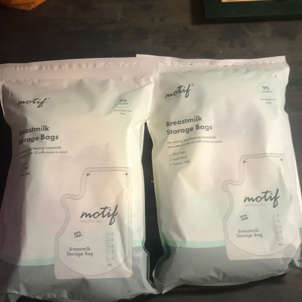 Motif breast milk storage bags 180 count